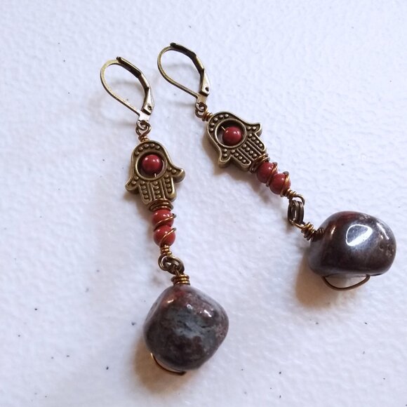Hamsa Hand Dangle Earrings! Blessings & Protection! Huge Blood Red Stone Nuggets - Picture 5 of 11